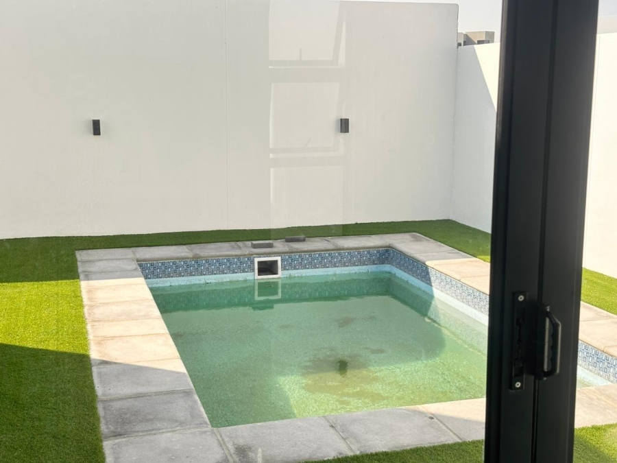 4 Bedroom Property for Sale in Sandown Western Cape